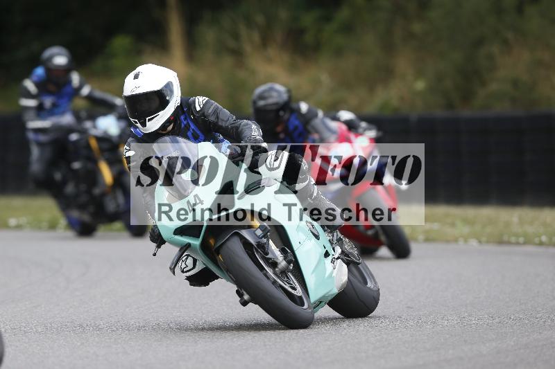 Archiv-2025/30 23.06.2025 Get Faster Caremotion ADR/Rider Academy gruen/44